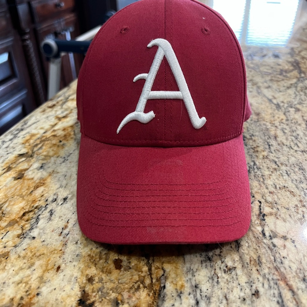 Nike Legacy91 Flex Fitted Arkansas Razorback Baseball Cap